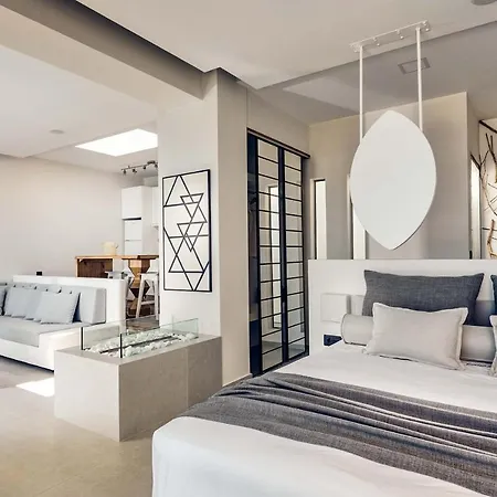 Villa Emerald Cave Suites