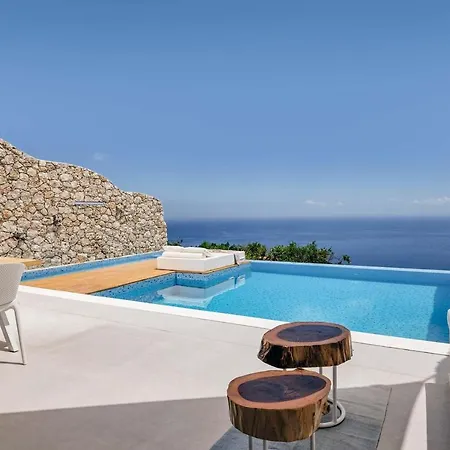 Emerald Cave Suites Villa *