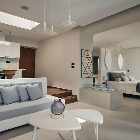 Villa Emerald Cave Suites *